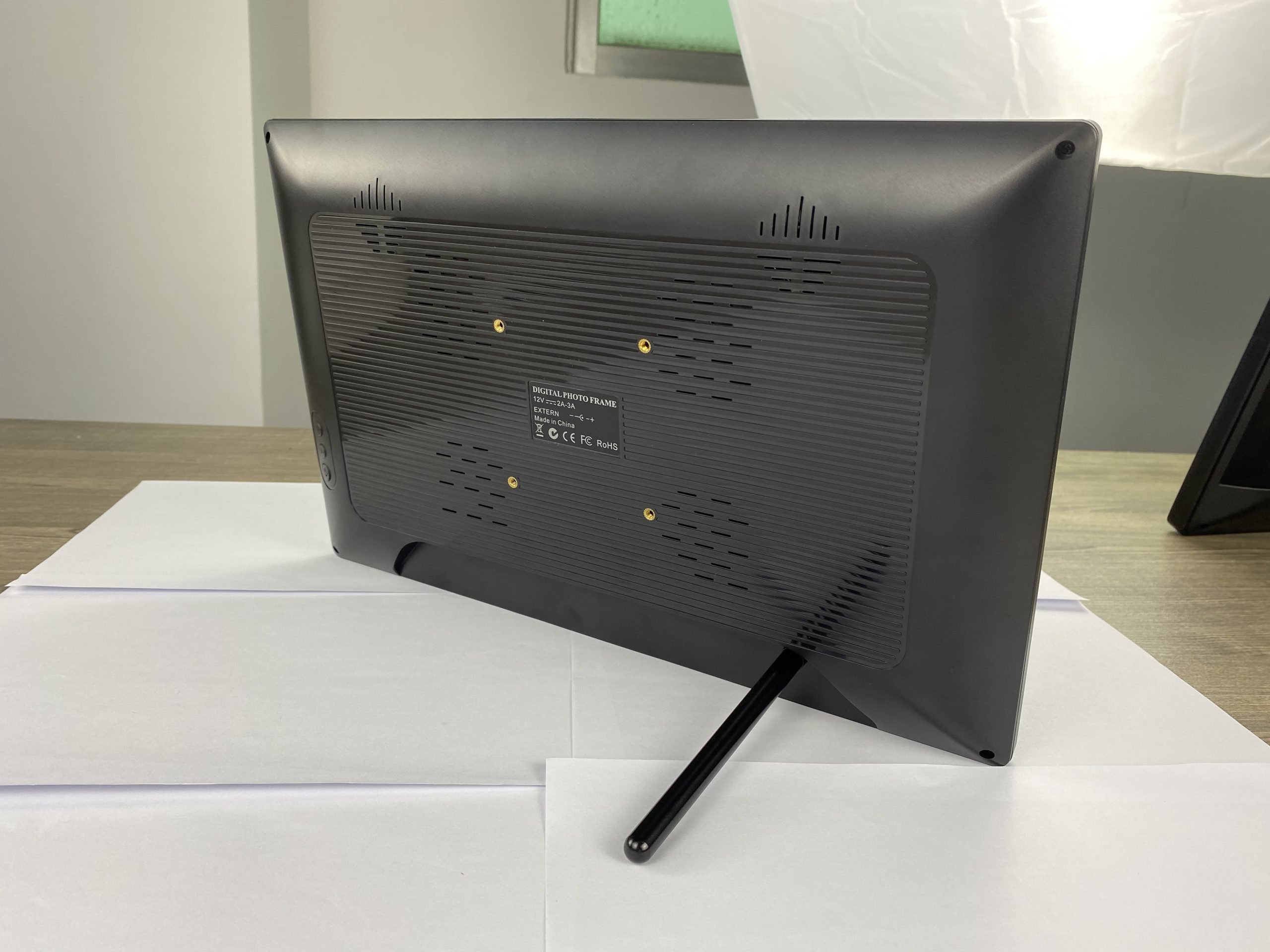 15.6-Inch Commercial Display Tablet