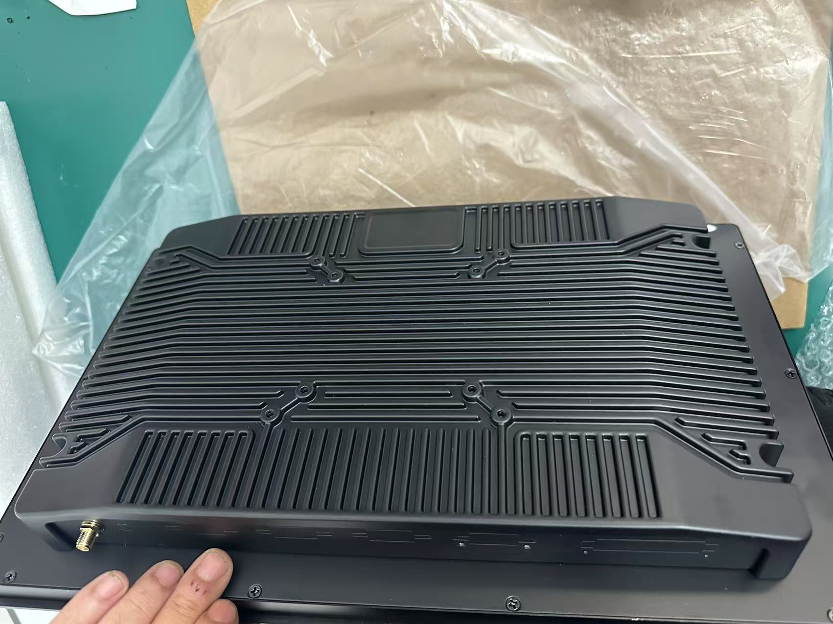 Raypodo 15.6-Inch Industrial Tablet: A Rugged Solution for Industrial Applications industrial tablet
